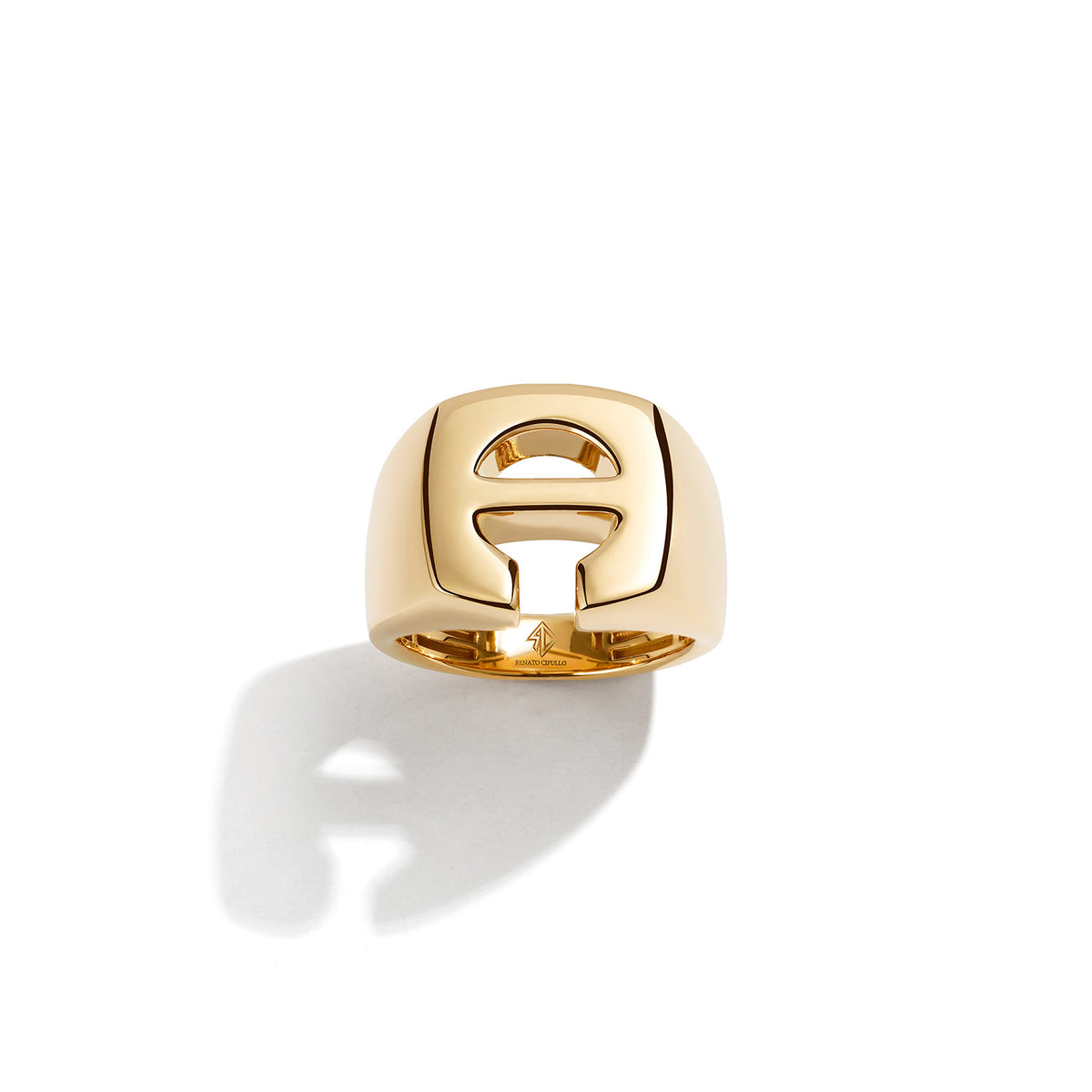 Splendente Letter Ring