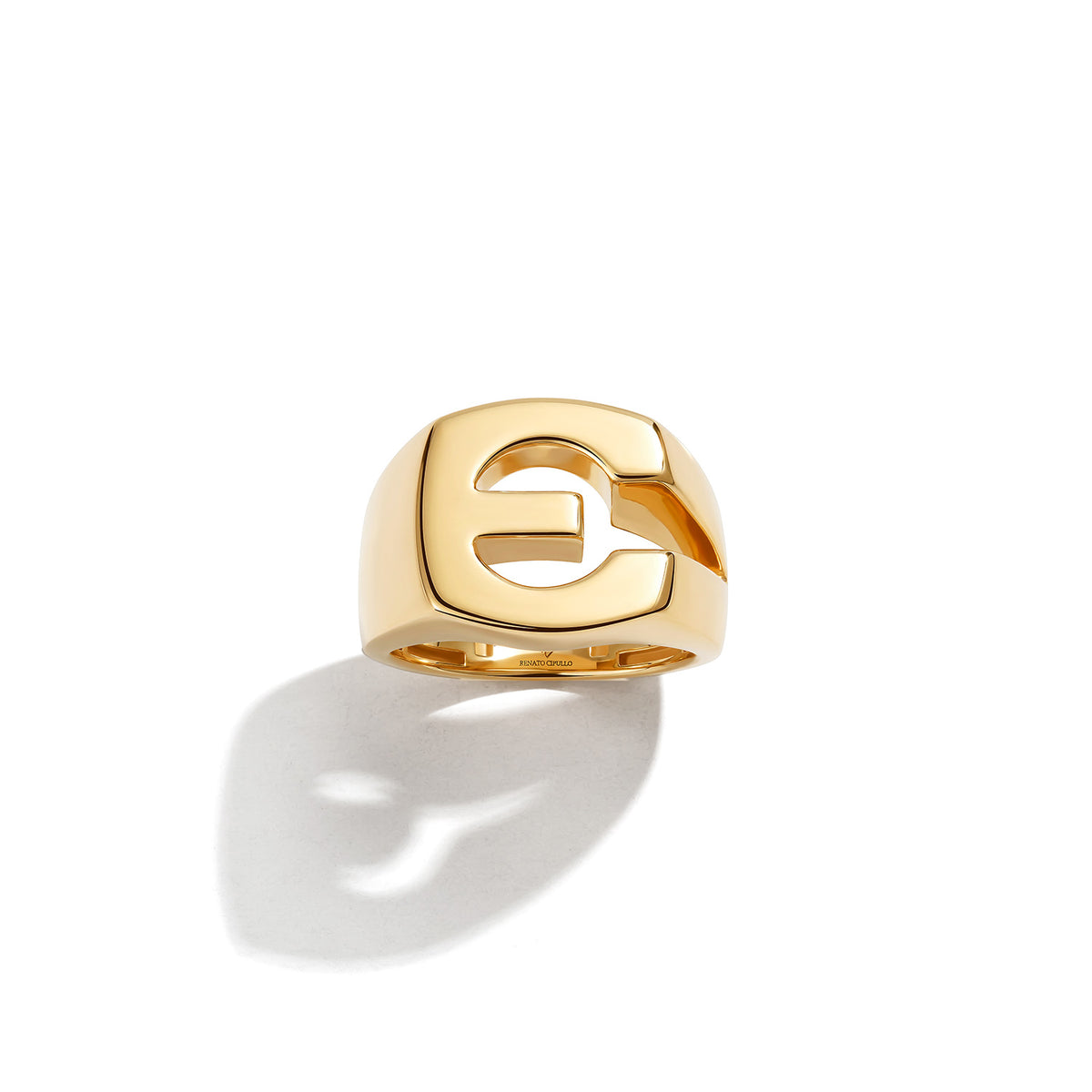 Splendente Letter Ring
