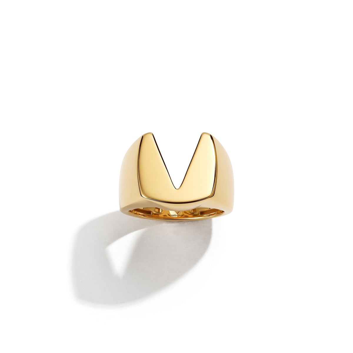 Splendente Letter Ring