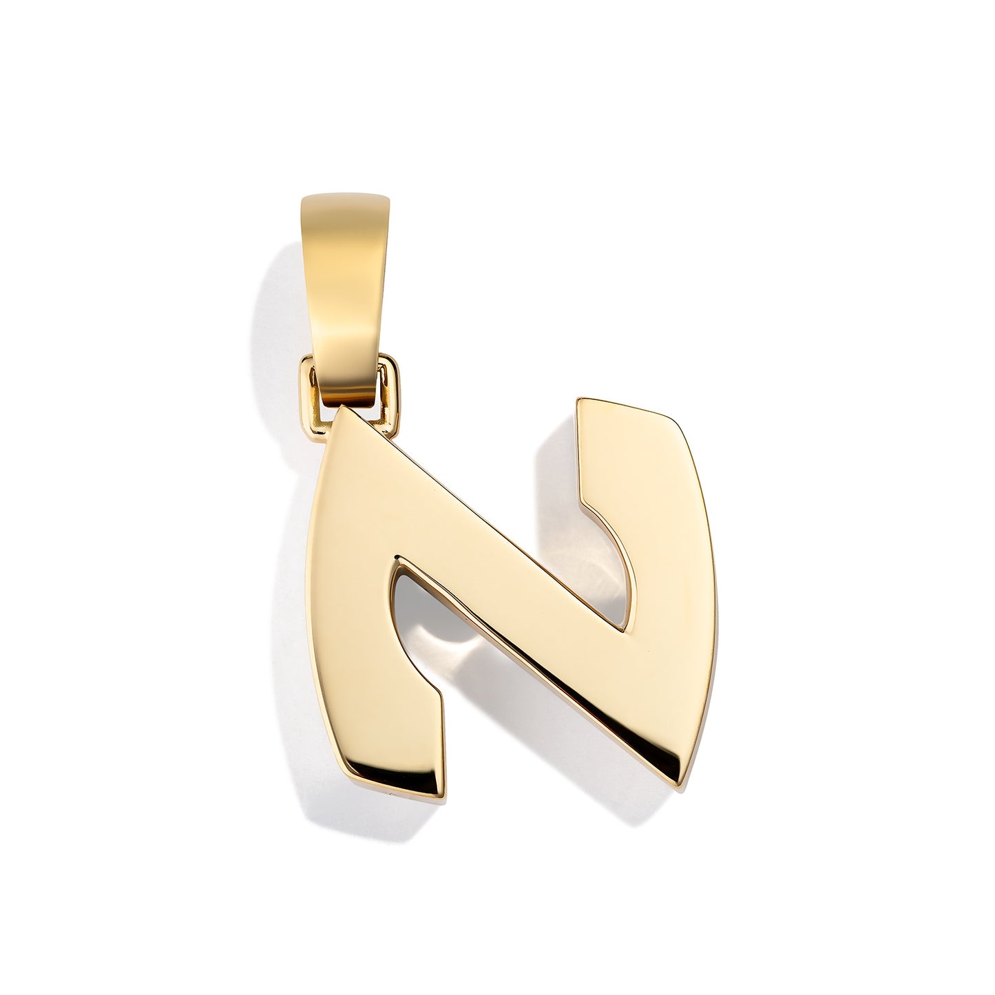 Splendente Letter Pendant